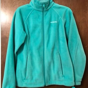 Women’s Columbia fleece zip up